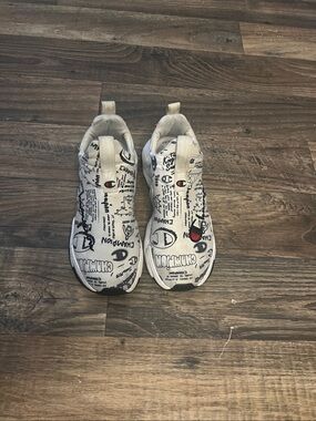 Champion White and Black Logo Graphic Kids Slip-On Sneakers